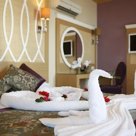 Club Dem & Resort 4*