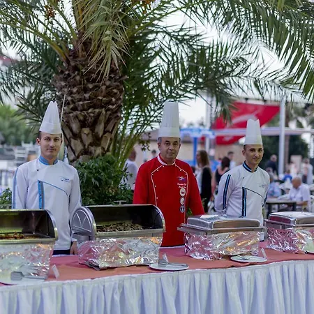 Club Dem & Konaklı