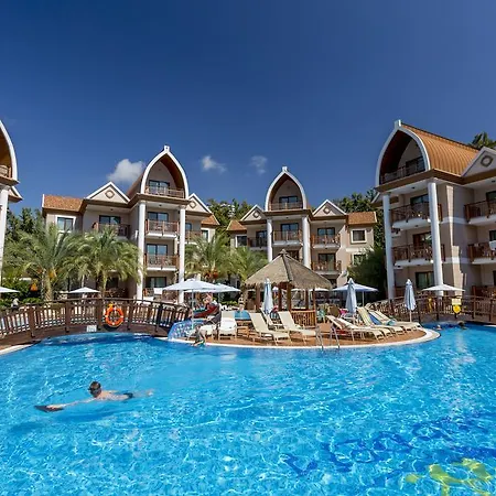 Club Dem & Resort 4*