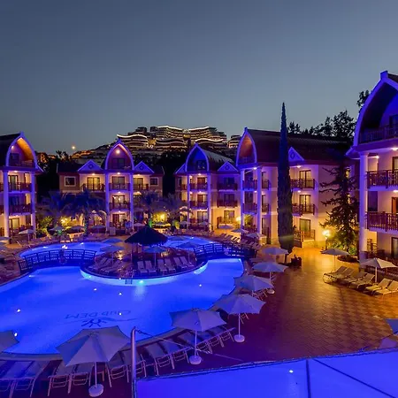 Resort Club Dem & 4*