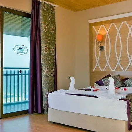 Club Dem & Resort 4*